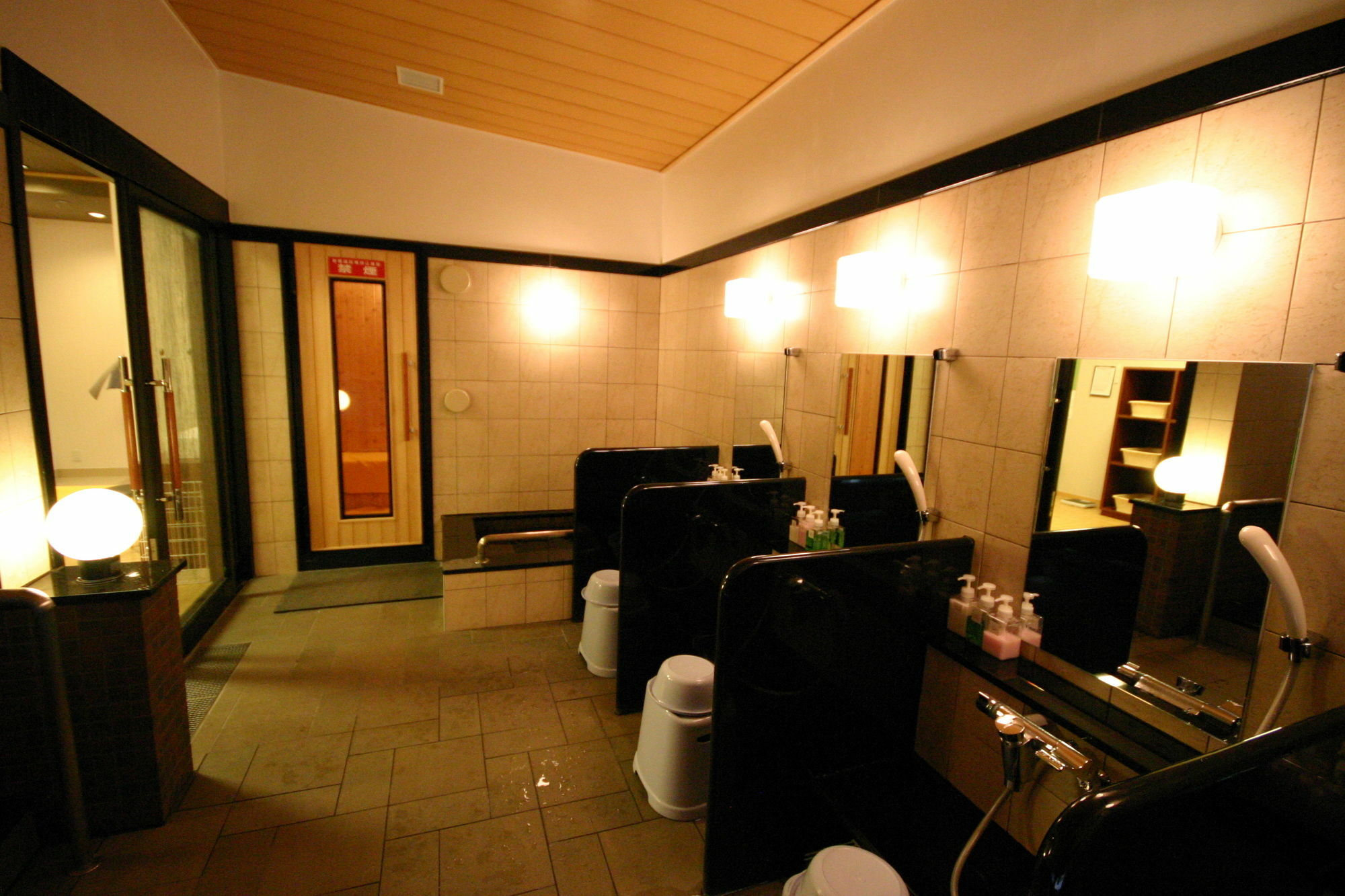 Green Rich Hotel Hiroshima Shinkansenguchi Ngoại thất bức ảnh